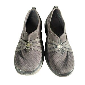 Bzees Niche Gray Slip-On Casual Shoes Size 7W Comfort Lightweight
